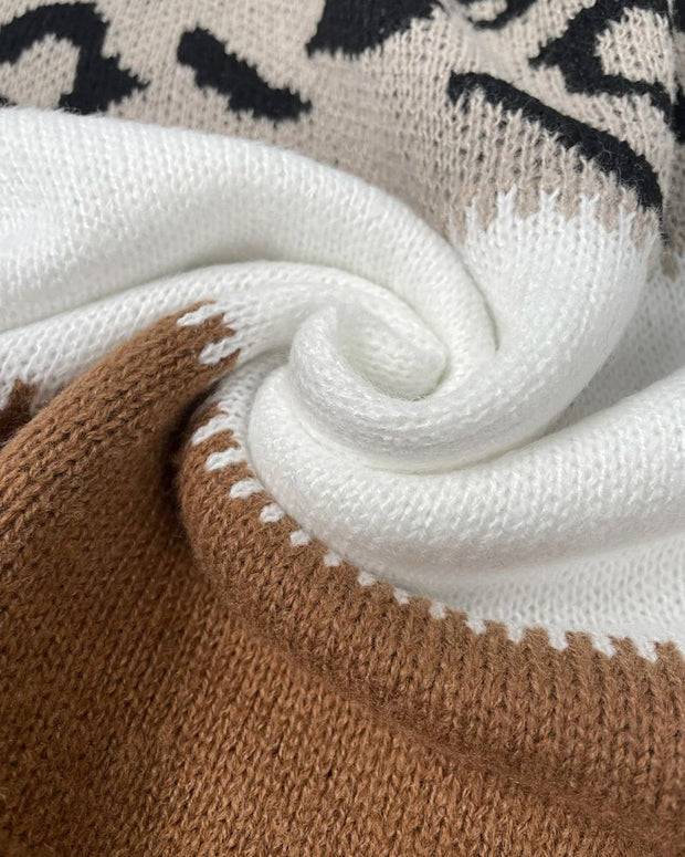 NOVIRA - Sweater with Leopard Print