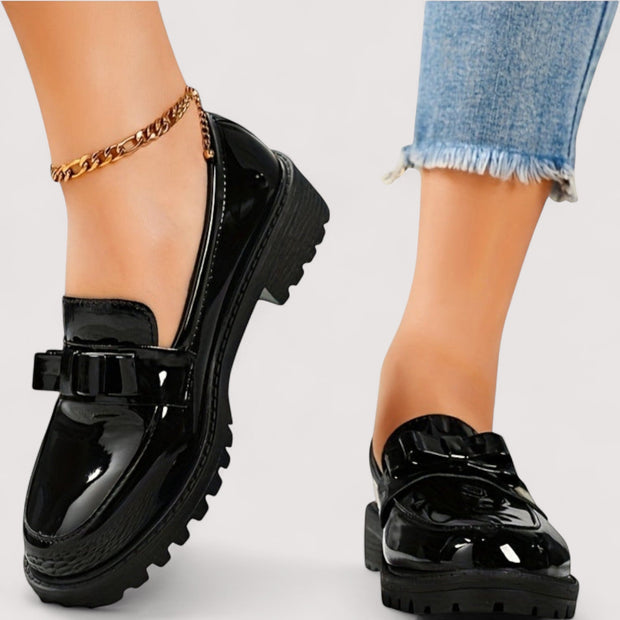 Maya - Elegant and Comfortable Sandal with Strap